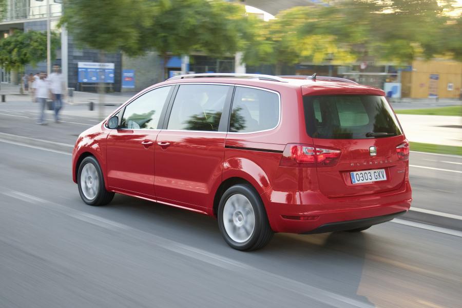  Seat Alhambra 2010 года  (фото 52 из 113)